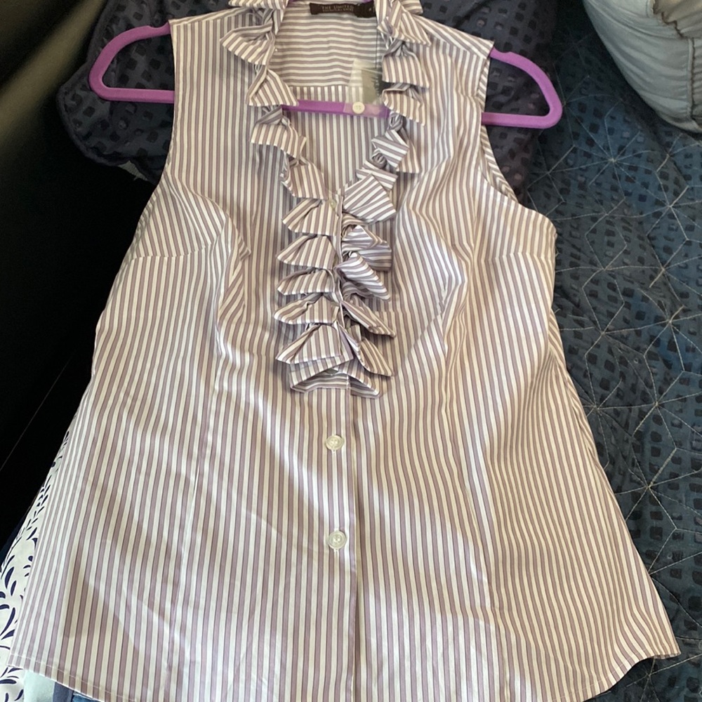 The Limited sleeveless blouse